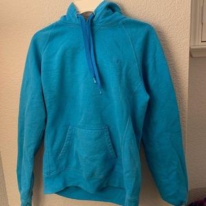 VARIETY OF SWEATSHIRTS / JERSEYS